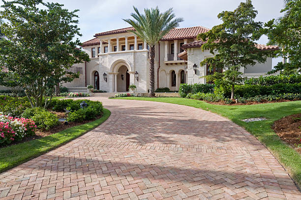 Best Custom Driveway Pavers  in Crystal Lake, IL
