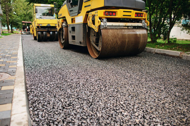 Best Driveway Paver Sealing  in Crystal Lake, IL